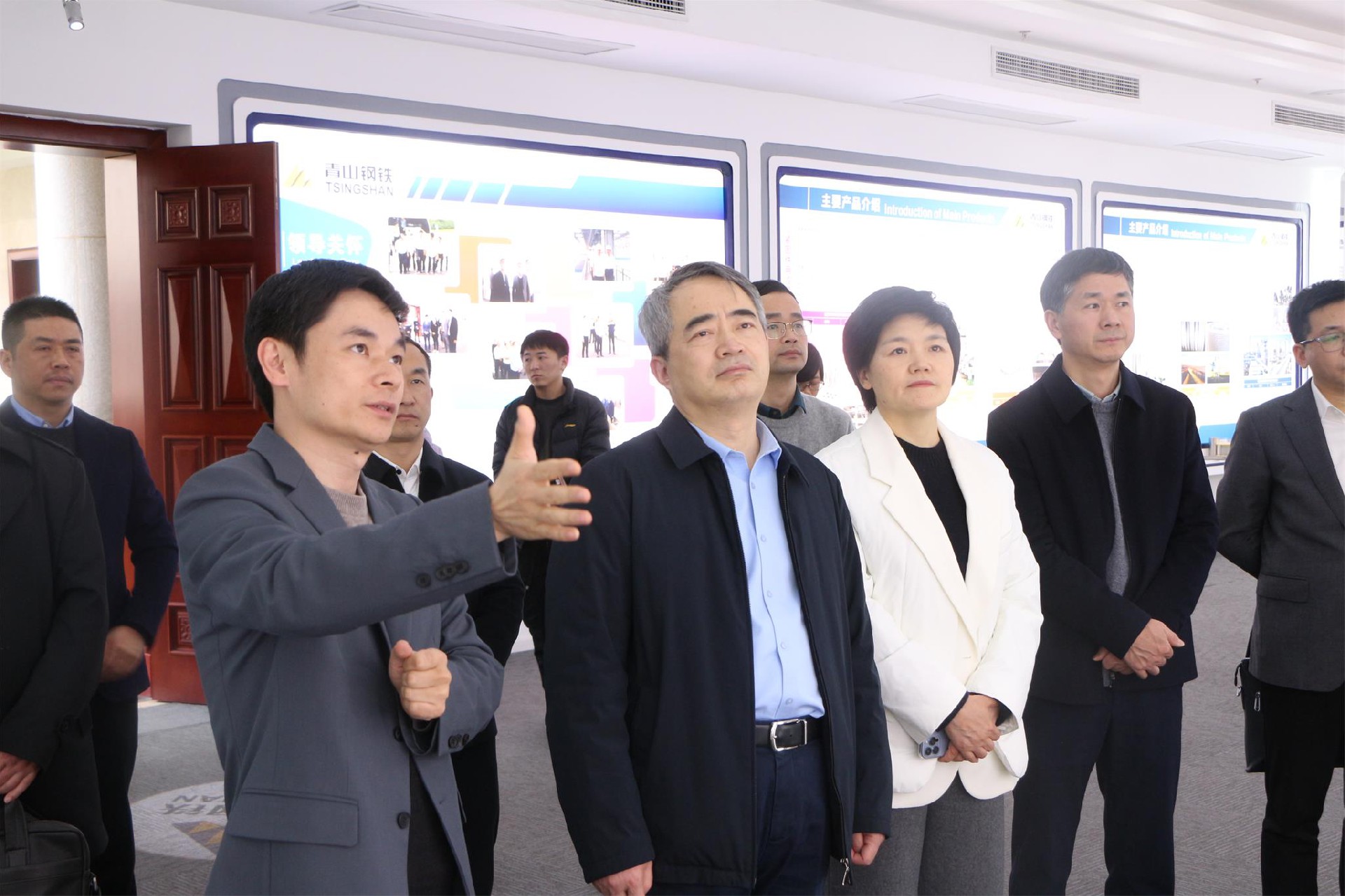 浙江省統(tǒng)計局局長吳勝豐蒞臨青山鋼鐵指導(dǎo)工作